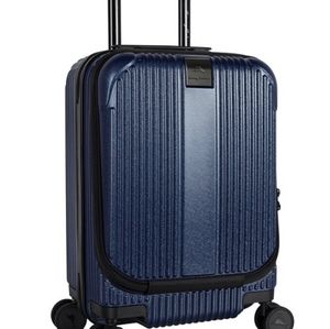 Tommy Bahama 19" VIP collection rolling hardcase